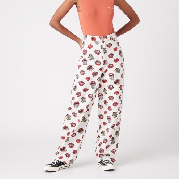 Wrangler Barrel 652 High Rise Jeans, Read My Lips print, NWT - Picture 5 of 8